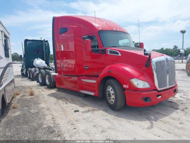  Salvage Kenworth T680