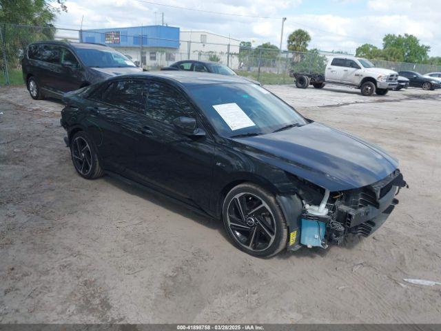  Salvage Hyundai ELANTRA