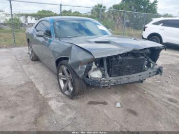  Salvage Dodge Challenger