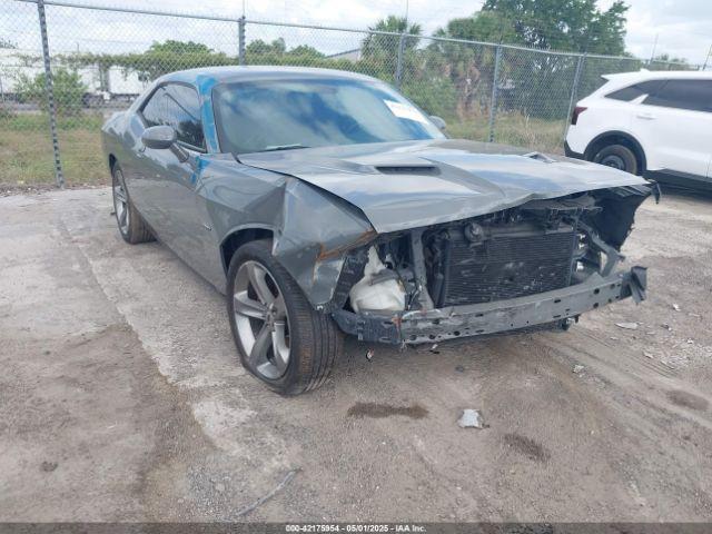  Salvage Dodge Challenger