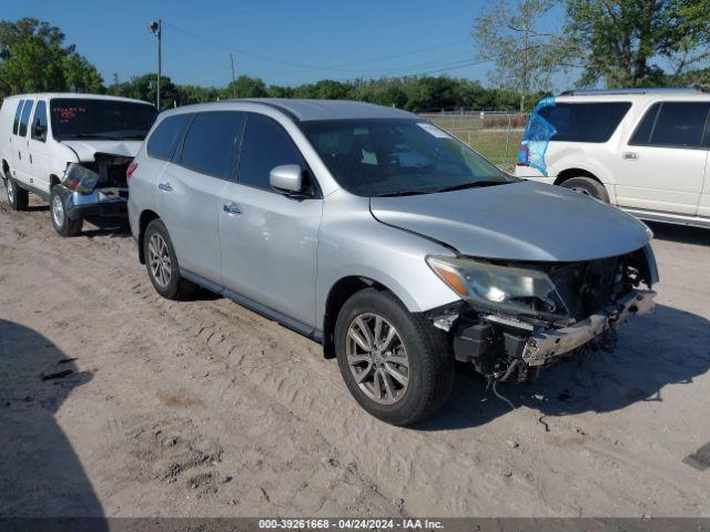  Salvage Nissan Pathfinder