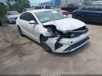  Salvage Kia Forte
