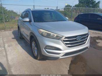  Salvage Hyundai TUCSON