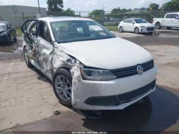  Salvage Volkswagen Jetta