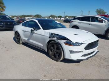  Salvage Ford Mustang