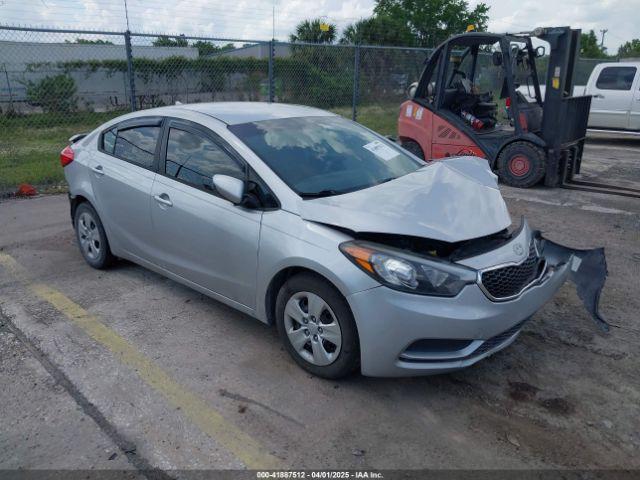  Salvage Kia Forte