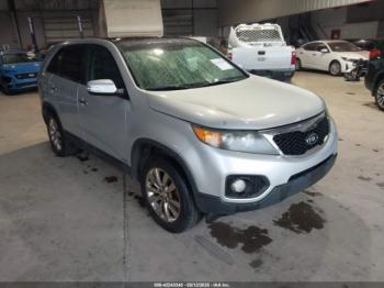  Salvage Kia Sorento