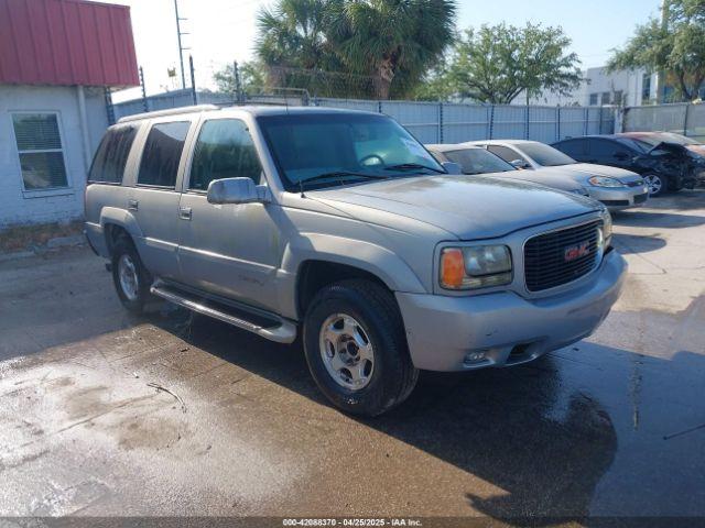 Salvage GMC Yukon
