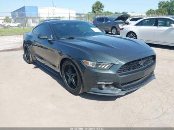  Salvage Ford Mustang