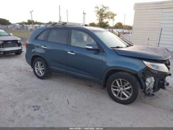  Salvage Kia Sorento