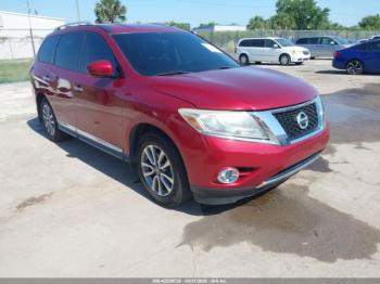  Salvage Nissan Pathfinder