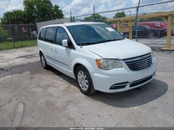  Salvage Chrysler Town & Country