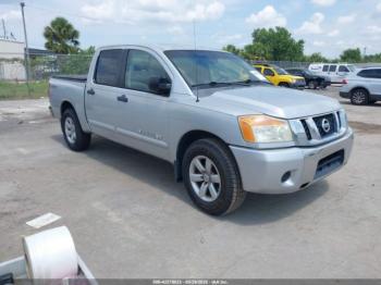  Salvage Nissan Titan