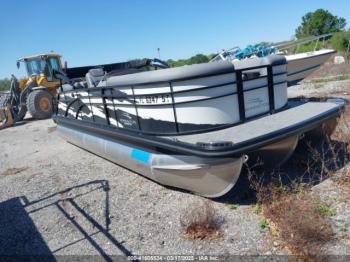  Salvage Bennington 227fs