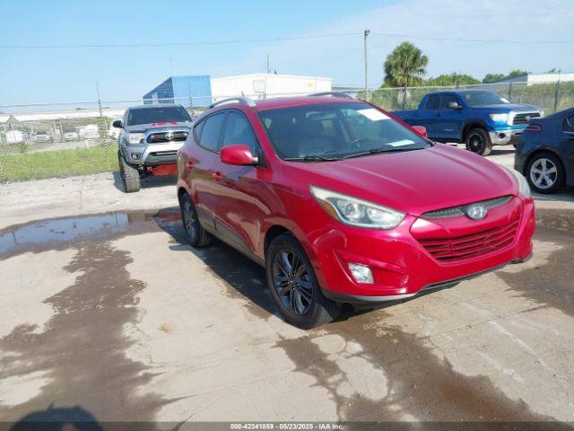  Salvage Hyundai TUCSON