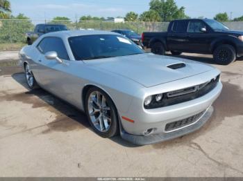 Salvage Dodge Challenger