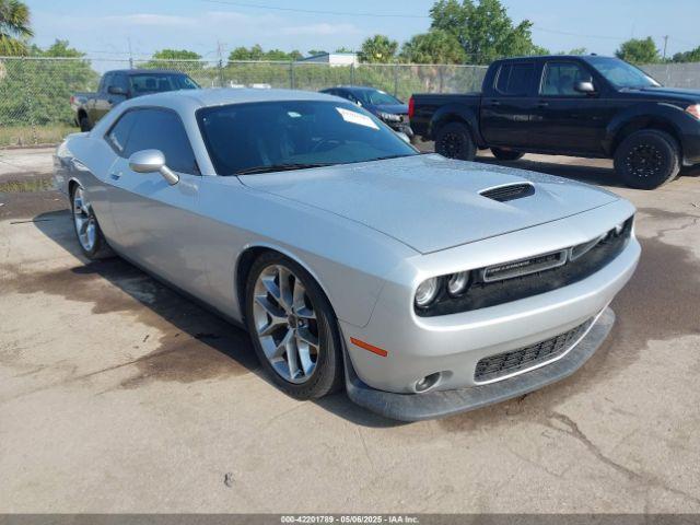  Salvage Dodge Challenger
