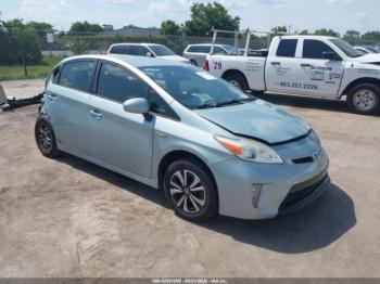  Salvage Toyota Prius