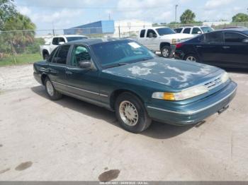  Salvage Ford Crown Victoria