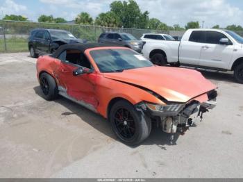  Salvage Ford Mustang
