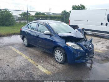  Salvage Nissan Versa