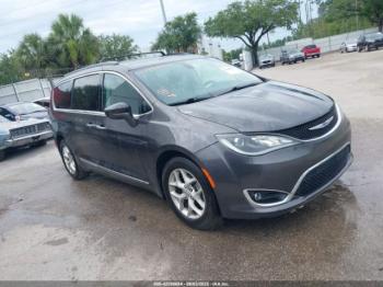  Salvage Chrysler Pacifica