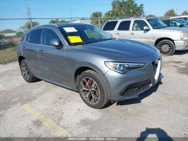  Salvage Alfa Romeo Stelvio