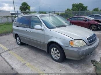  Salvage Kia Sedona