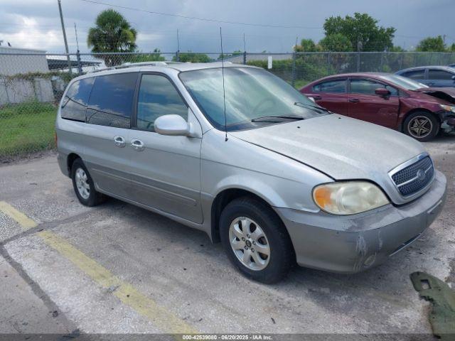  Salvage Kia Sedona