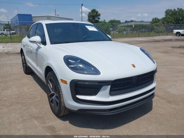  Salvage Porsche Macan