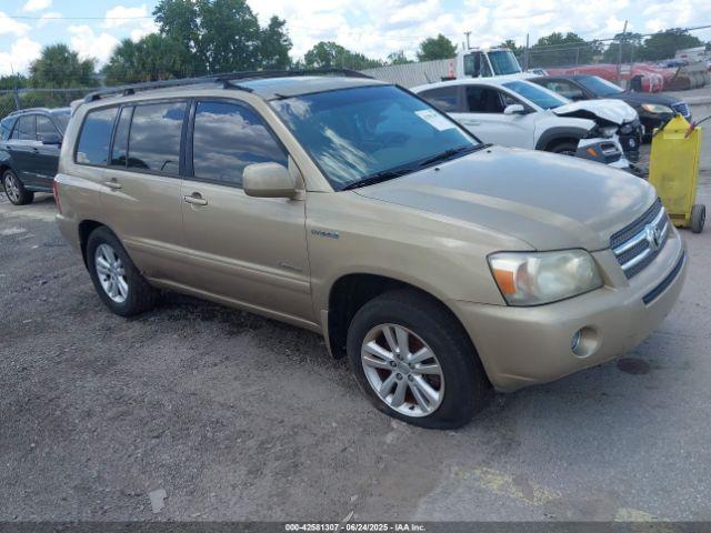  Salvage Toyota Highlander