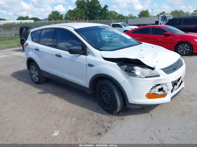  Salvage Ford Escape