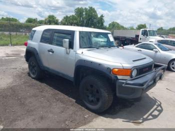  Salvage Toyota FJ Cruiser