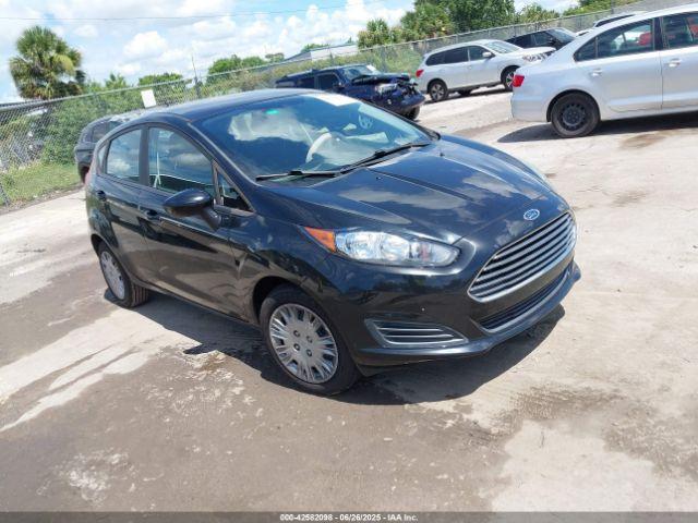  Salvage Ford Fiesta