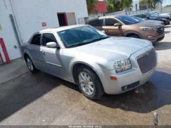  Salvage Chrysler 300