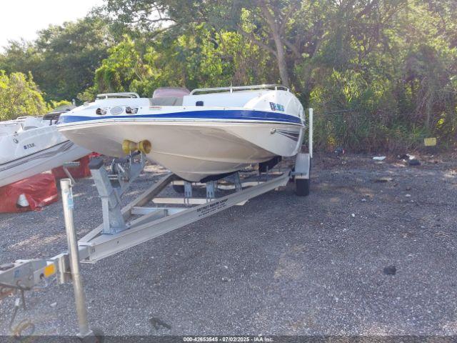  Salvage Starcraft Boat
