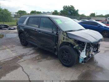  Salvage Kia Carnival