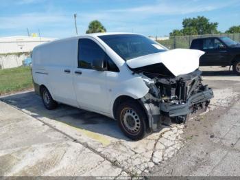  Salvage Mercedes-Benz Metris