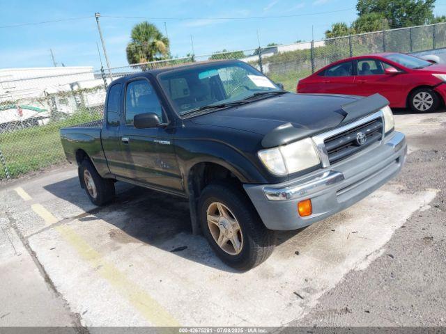  Salvage Toyota Tacoma