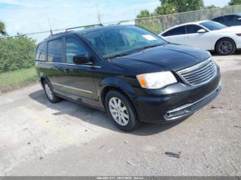  Salvage Chrysler Town & Country