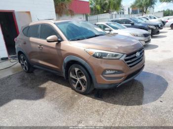  Salvage Hyundai TUCSON