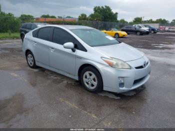  Salvage Toyota Prius