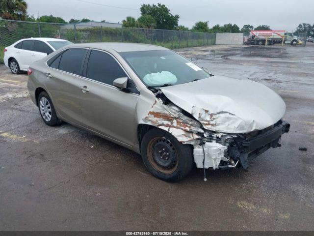  Salvage Toyota Camry