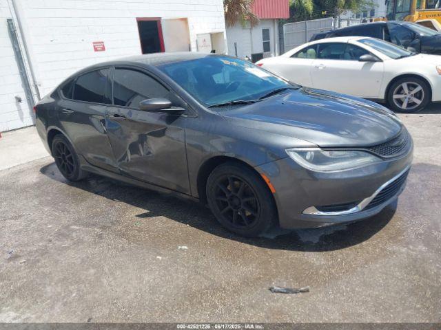  Salvage Chrysler 200