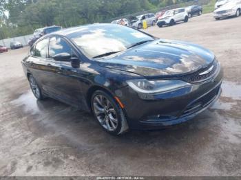  Salvage Chrysler 200