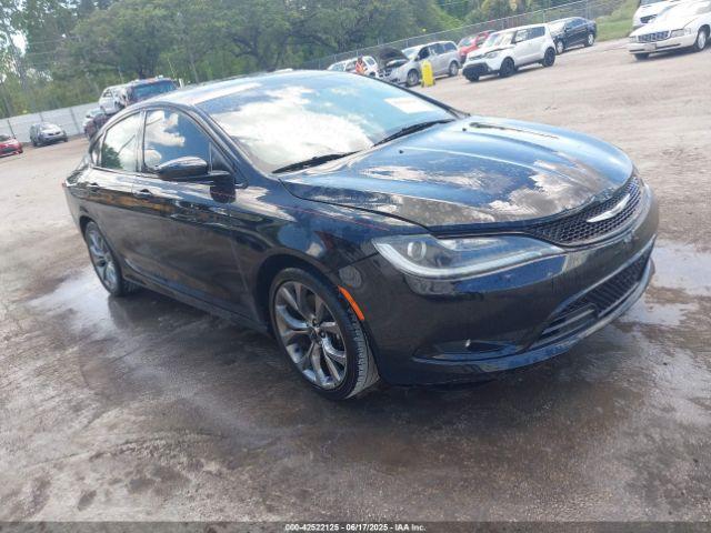  Salvage Chrysler 200