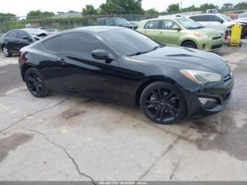  Salvage Hyundai Genesis