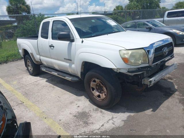  Salvage Toyota Tacoma