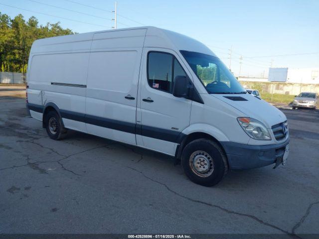  Salvage Mercedes-Benz Sprinter 2500