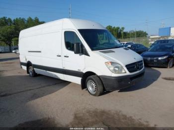  Salvage Mercedes-Benz Sprinter 2500